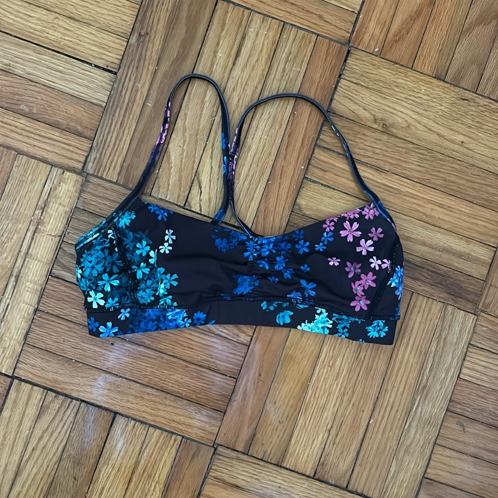 Lululemon bra